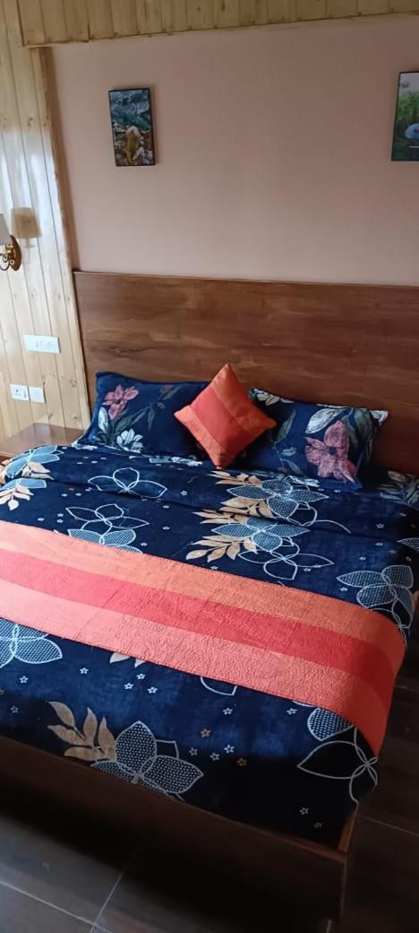 Starry Sky Hotel Joshīmath Kültér fotó